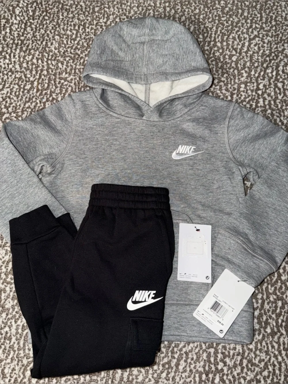 Toddler Nike bundle - Picture 6 of 7